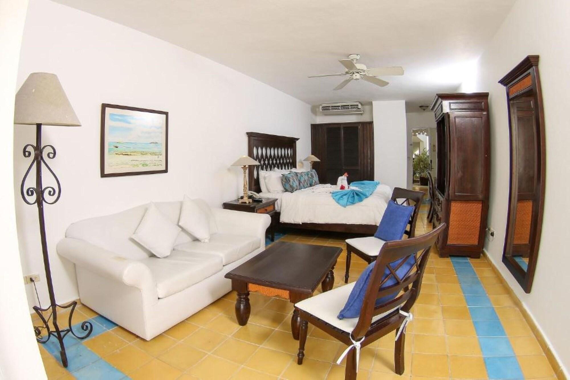 Victorian House Hotel Sosua Exterior photo